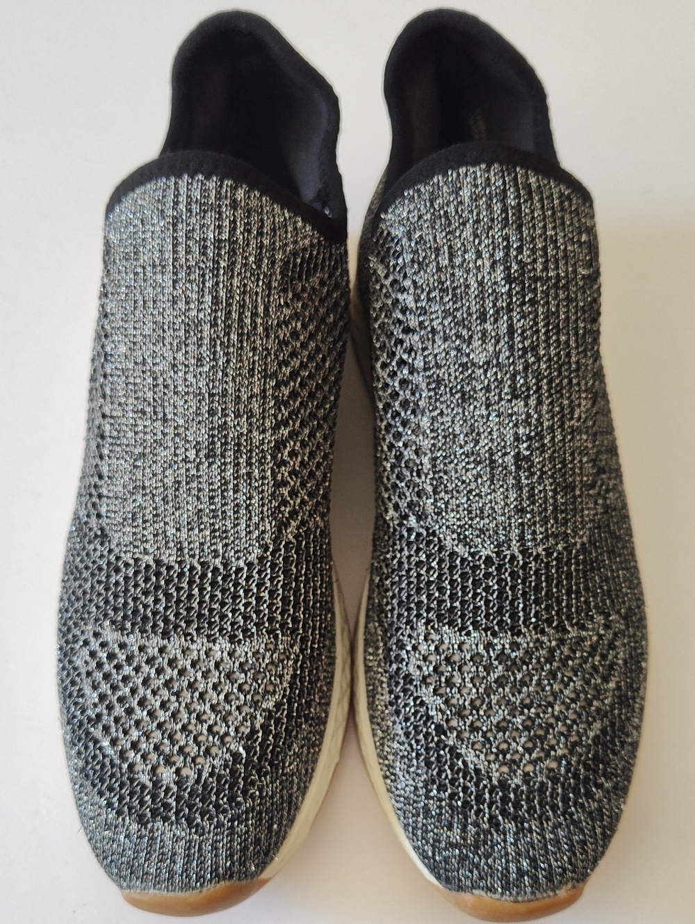 URBAN SPORT by J/SLIDES Metallic Mesh Black & Silver Slip-On Sneakers Size 9